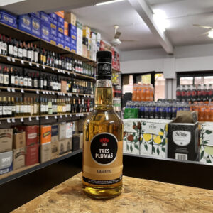 Licor Tres Plumas Amaretto x1