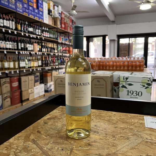 Vino Benjamin Blanco Dulce 750cc - x1